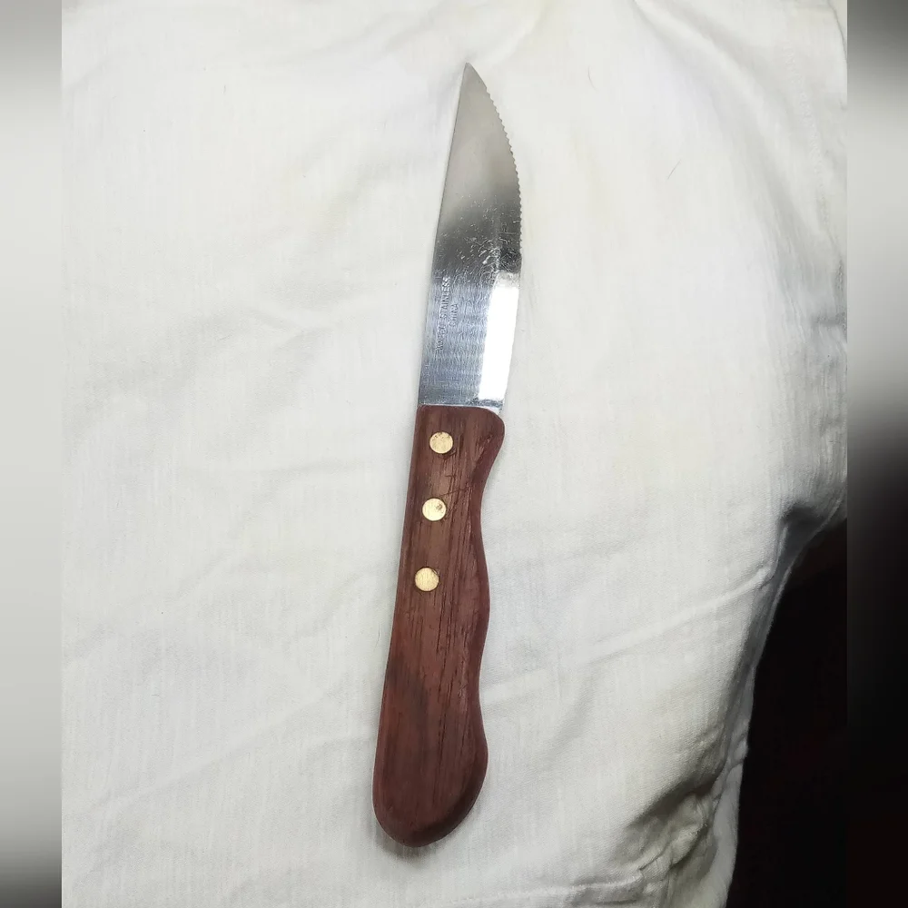Walco Heavy Duty Stainless Serrated Hard Wood Handle 10
